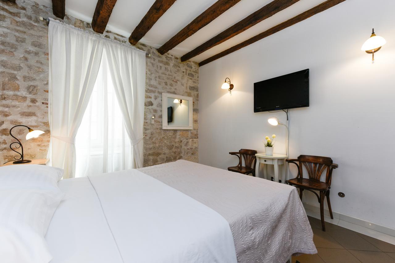 Accomodation Gina Zadar Exterior foto